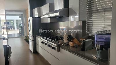 Casa de 4 alcobas en venta en Villavicencio, Villavicencio, 970 m² · foto 7 de 20