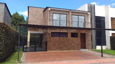 Casa de 3 alcobas en venta en Cajica, Cajicá, 219 m² · foto 3 de 13