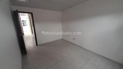 Casa de 5 alcobas en venta en Villa Claudia, Bogotá, 99 m² · foto 10 de 19