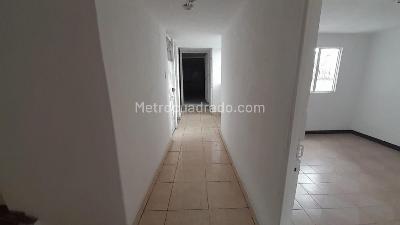 Casa de 5 alcobas en venta en Villa Claudia, Bogotá, 99 m² · foto 5 de 19