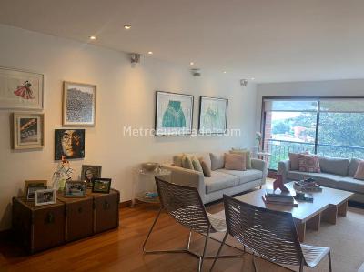 Apartamento de 3 alcobas en venta en Los Rosales, Bogotá, 274 m² · foto 2 de 20