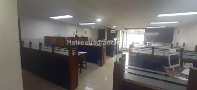 Casa de 5 alcobas en venta en Campin, Bogotá, 295 m² · foto 3 de 20