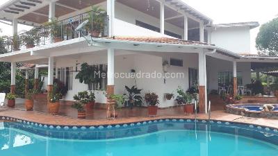 Casa de 5 alcobas en venta en Villavicencio, Villavicencio, 600 m² · foto 4 de 20