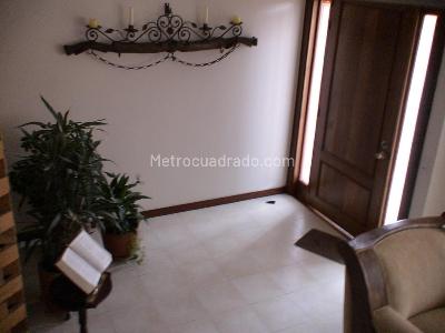 Casa de 5 alcobas en venta en Chia, Chía, 251 m² · foto 3 de 20