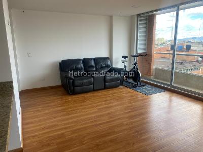 Apartamento de 3 alcobas en venta en Bogotá, 91 m² · foto 2 de 15