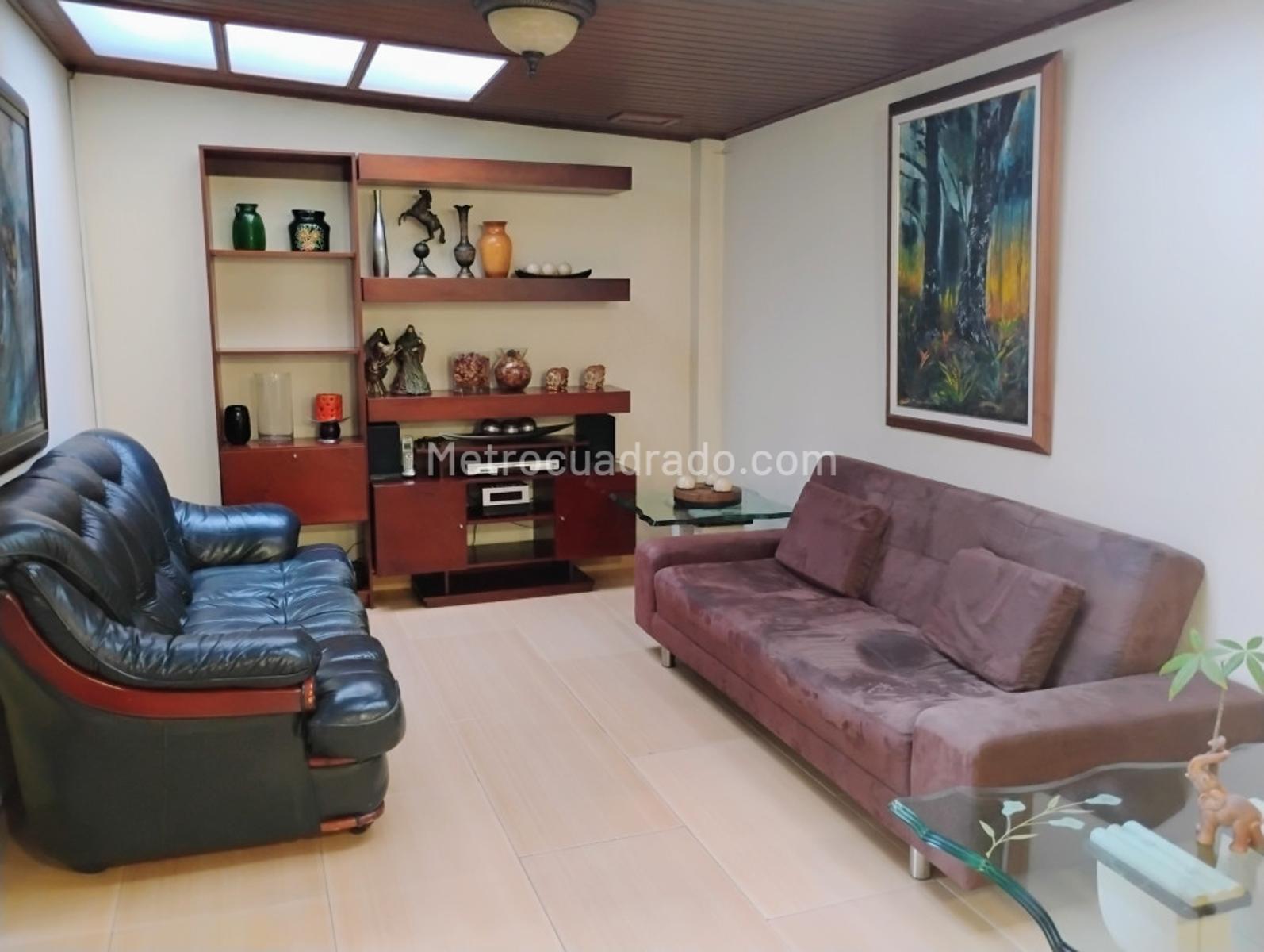 Apartamento en Venta  Cedritos Caobos