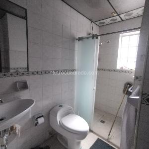 Casa de 5 alcobas en venta en San Luis, Bogotá, 210 m² · foto 15 de 17