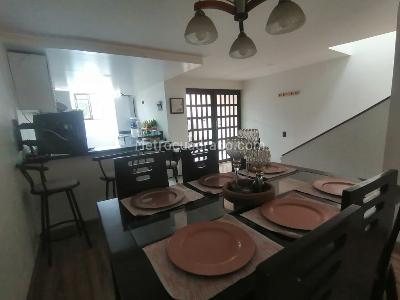 Casa en venta en Modelia, Bogotá · foto 2 de 12