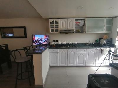 Casa en venta en Modelia, Bogotá · foto 8 de 12