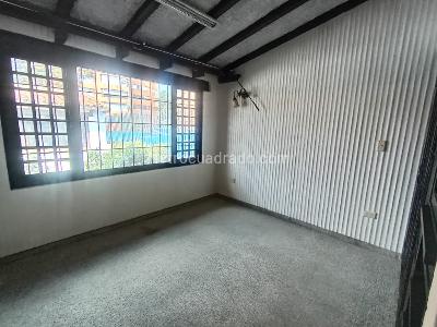Casa de 3 alcobas en venta en Prados Del Country, Bogotá, 42 m² · foto 5 de 20