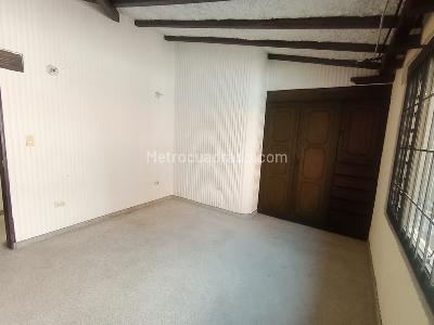 Casa de 3 alcobas en venta en Prados Del Country, Bogotá, 42 m² · foto 13 de 20