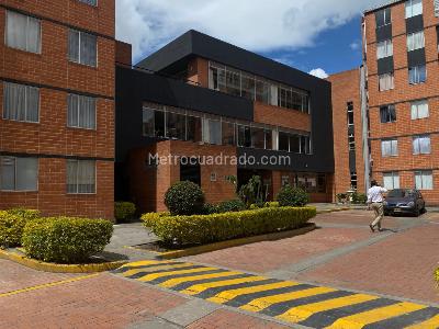 Apartamento de 3 alcobas en venta en Ciudad Verde, Soacha, 42 m² · foto 2 de 15