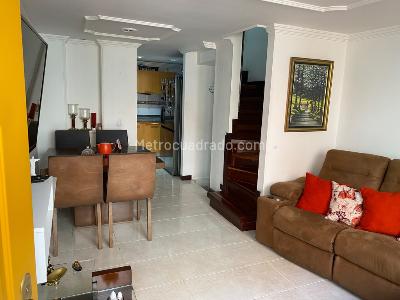 Casa en venta en Hayuelos, Bogotá · foto 3 de 20