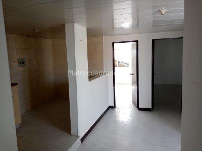 Apartamento en arriendo en Floresta Sur, Bogotá · foto 4 de 12