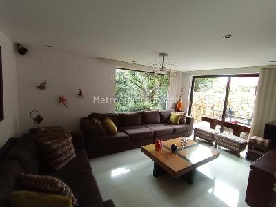 Casa de 5 alcobas en venta en Antiguo Camino A Suba, Bogotá, 200 m² · foto 2 de 20