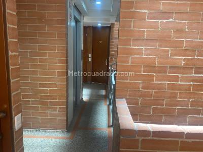 Apartaestudio en arriendo en Suba, Bogotá, 27 m² · foto 11 de 12