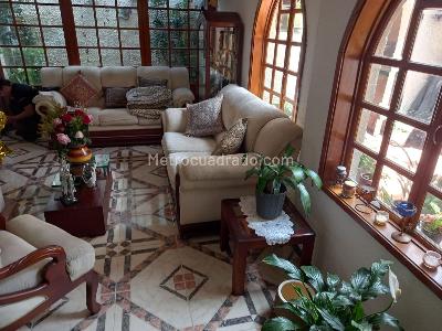 Casa en venta en Villa Del Prado, Bogotá · foto 3 de 18