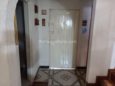 Casa en venta en Villa Del Prado, Bogotá · foto 6 de 18