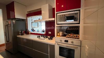 Apartamento de 4 alcobas en venta en Pontevedra, Bogotá, 106 m² · foto 13 de 18