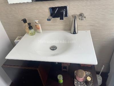 Casa de 4 alcobas en venta en Suba, Bogotá, 311 m² · foto 8 de 9