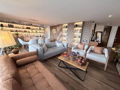 Apartamento de 3 alcobas en venta en Colina Campestre Iii, Bogotá, 168 m² · foto 2 de 20