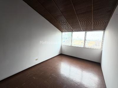 Casa en venta en Niza, Bogotá · foto 9 de 20