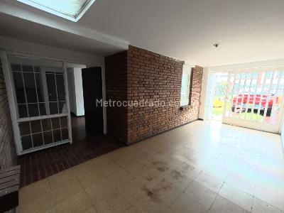 Casa en venta en Niza, Bogotá · foto 19 de 20