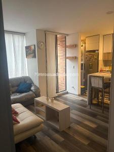 Apartamento en venta en Cedritos, Bogotá · foto 3 de 14