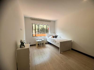Apartamento de 3 alcobas en venta en Balcon De Lindaraja, Bogotá, 197 m² · foto 16 de 20