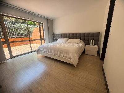 Apartamento de 3 alcobas en venta en Balcon De Lindaraja, Bogotá, 197 m² · foto 18 de 20