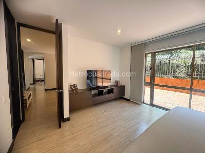 Apartamento de 3 alcobas en venta en Balcon De Lindaraja, Bogotá, 197 m² · foto 19 de 20