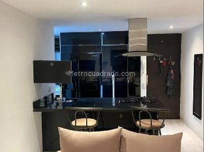 Apartamento de 2 alcobas en venta en Chico Norte, Bogotá, 75 m² · foto 5 de 13