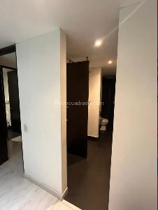 Apartamento de 2 alcobas en venta en Chico Norte, Bogotá, 75 m² · foto 11 de 13