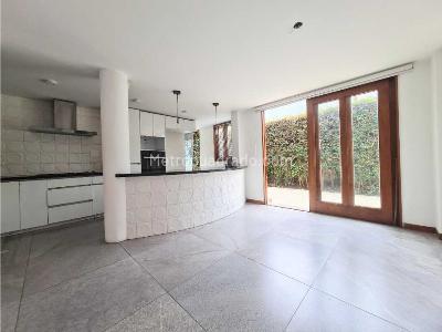 Casa de 3 alcobas en venta en Via Antigua Cajica, Chía, 177 m² · foto 6 de 20
