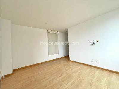 Apartamento en venta en Santa Barbara, Bogotá · foto 8 de 16