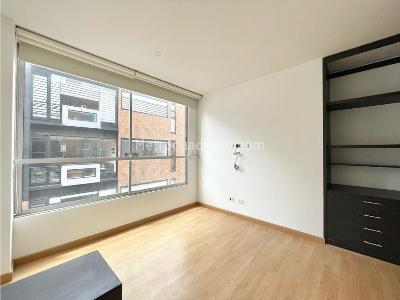 Apartamento en venta en Santa Barbara, Bogotá · foto 11 de 16