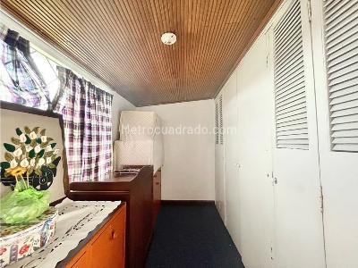 Casa de 5 alcobas en venta en Niza, Bogotá, 210 m² · foto 15 de 19