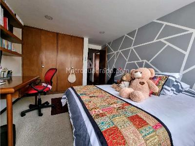 Casa de 4 alcobas en venta en Niza, Bogotá, 248 m² · foto 18 de 20