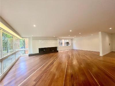 Apartamento en venta en Chico, Bogotá · foto 8 de 20