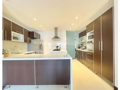 Apartamento en venta en Santa Barbara, Bogotá · foto 4 de 16