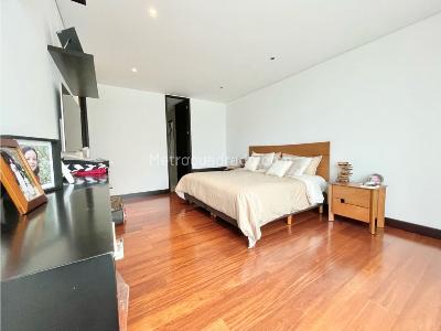 Apartamento en venta en Santa Barbara, Bogotá · foto 9 de 16