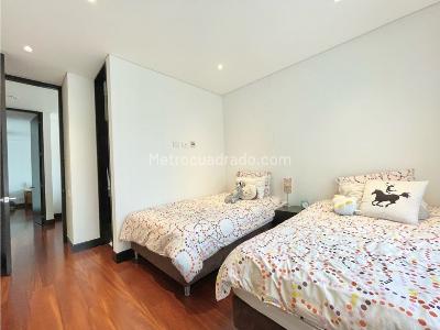 Apartamento en venta en Santa Barbara, Bogotá · foto 14 de 16
