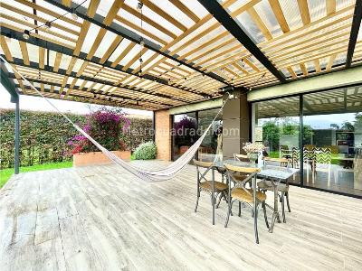 Casa de 3 alcobas en venta en Pradera De Potosi, La Calera, 258 m² · foto 3 de 20