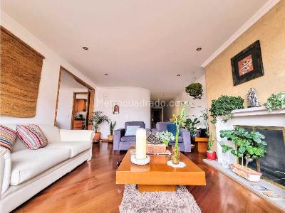 Apartamento de 4 alcobas en venta en Santa Barbara, Bogotá, 226 m² · foto 3 de 20