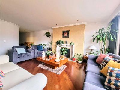 Apartamento de 4 alcobas en venta en Santa Barbara, Bogotá, 226 m² · foto 4 de 20