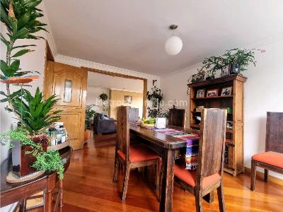 Apartamento de 4 alcobas en venta en Santa Barbara, Bogotá, 226 m² · foto 10 de 20