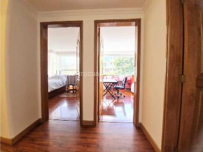 Apartamento de 4 alcobas en venta en Santa Barbara, Bogotá, 226 m² · foto 15 de 20