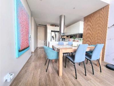Apartamento de 2 alcobas en venta en Los Rosales, Bogotá, 125 m² · foto 8 de 20
