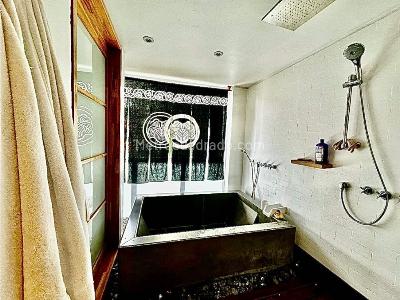 Apartamento de 4 alcobas en venta en Los Rosales, Bogotá, 400 m² · foto 15 de 16