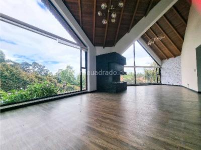 Casa de 4 alcobas en venta en Calatrava, Bogotá, 380 m² · foto 2 de 20